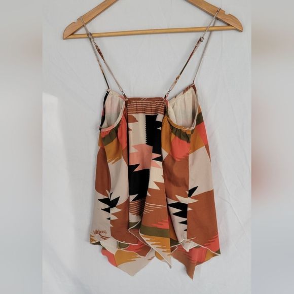 Billabong Designer’s Closet tank‎ - Picture 2 of 5